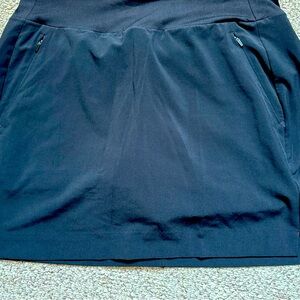 Athleta Soho Mid-Rise Black Skort 16”